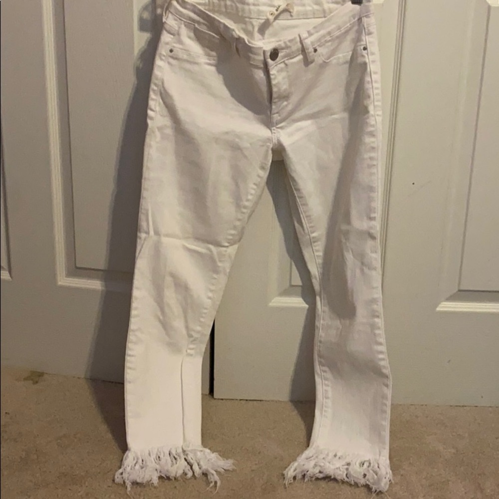 BlankNYC white detailed jeans